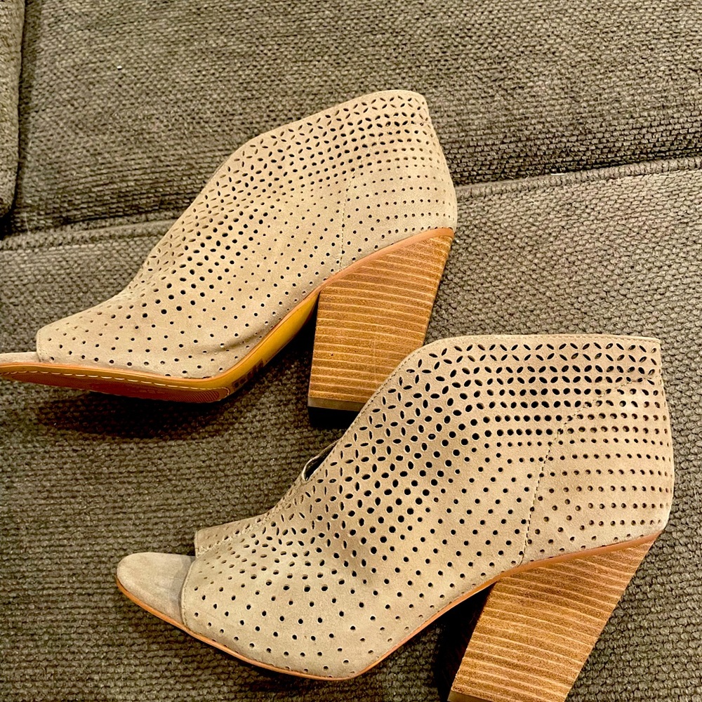 Vince Camuto Heels, Size 8.5